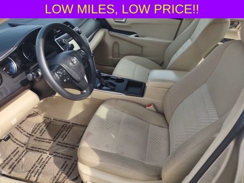 Used 2017 Toyota Camry LE FWD image 12