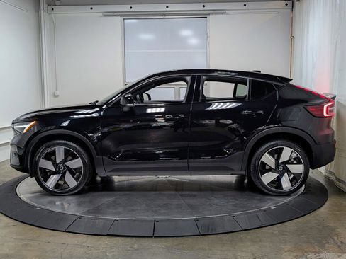 Used 2023 Volvo C40 P8 Recharge Ultimate image 4