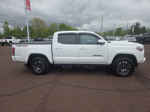 Certified 2023 Toyota Tacoma TRD Sport w/ Advanced Technology Package AWD/4WD image 2