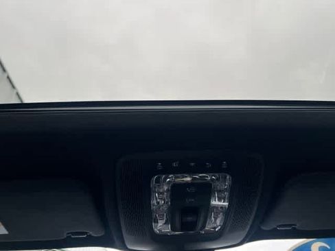 Certified 2022 Mercedes-Benz GLB 250 4MATIC image 31