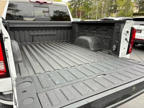 Used 2023 GMC Sierra 1500 Denali w/ Denali Reserve Package AWD/4WD image 14