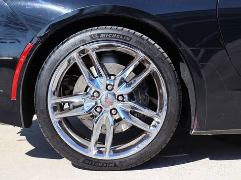 Used 2014 Chevrolet Corvette Z51 3LT w/ 3LT Preferred Equipment Group image 11