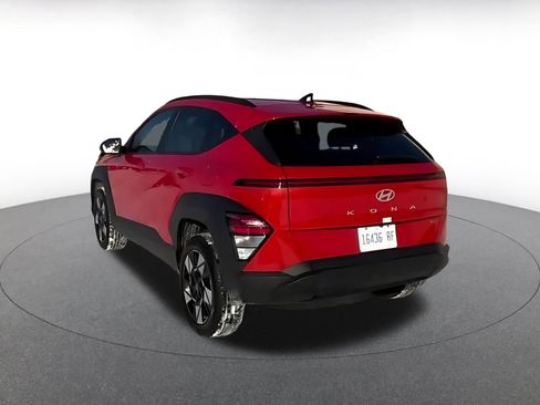 Used 2025 Hyundai Kona SEL image 9