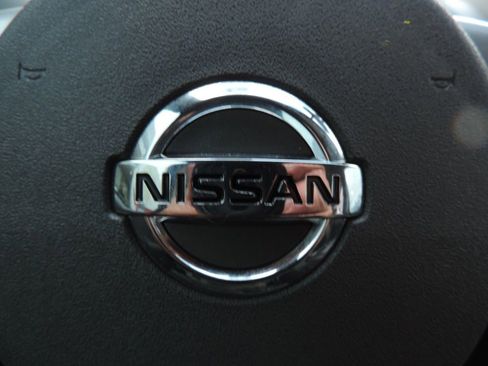 Used 2021 Nissan Frontier SV image 30