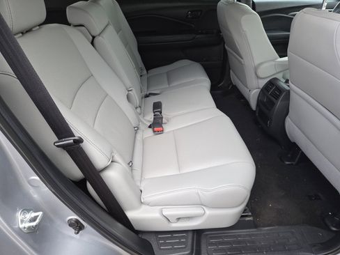 Used 2023 Honda Passport EX-L image 21