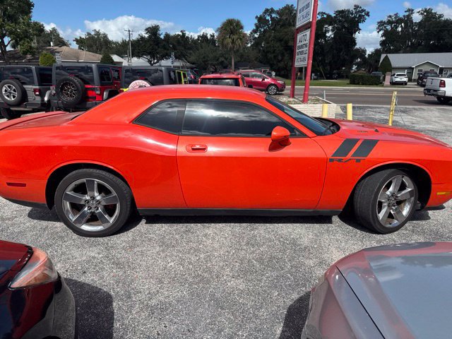 Used 2010 Dodge Challenger R/T RWD image 6