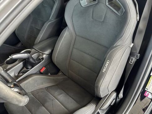 Used 2016 Ford Mustang Shelby GT350 w/ Track Package image 13