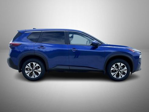Certified 2023 Nissan Rogue SV image 4