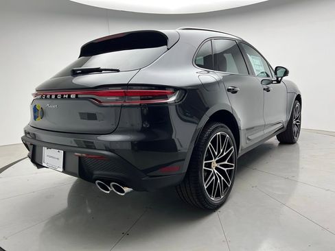 Used 2026 Porsche Macan image 22
