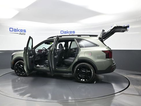 Certified 2025 Kia Sorento SX Prestige image 60