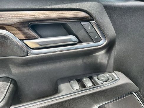 Used 2023 Chevrolet Silverado 1500 LT AWD/4WD image 22