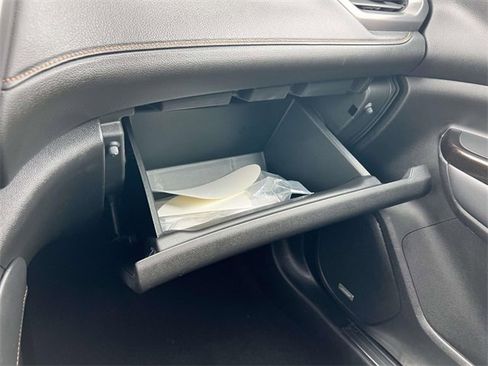 Certified 2023 GMC Acadia AT4 image 36