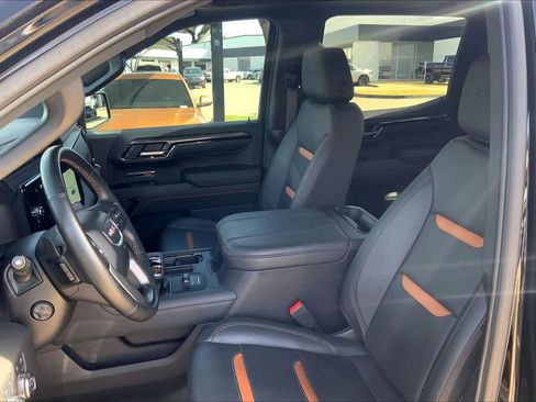 Certified 2023 GMC Sierra 1500 AT4 w/ Technology Package image 8