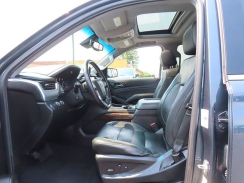 Used 2019 Chevrolet Tahoe LT AWD/4WD image 16