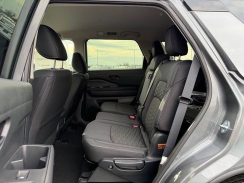 New 2026 Nissan Pathfinder SV image 14