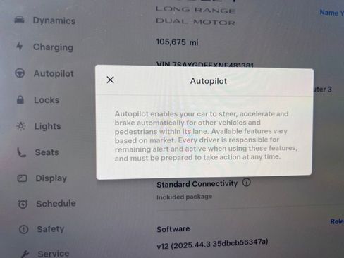 Used 2022 Tesla Model Y Long Range image 12