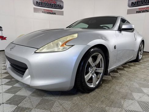 Used 2009 Nissan 370Z Touring w/ Aerodynamics Pkg image 7
