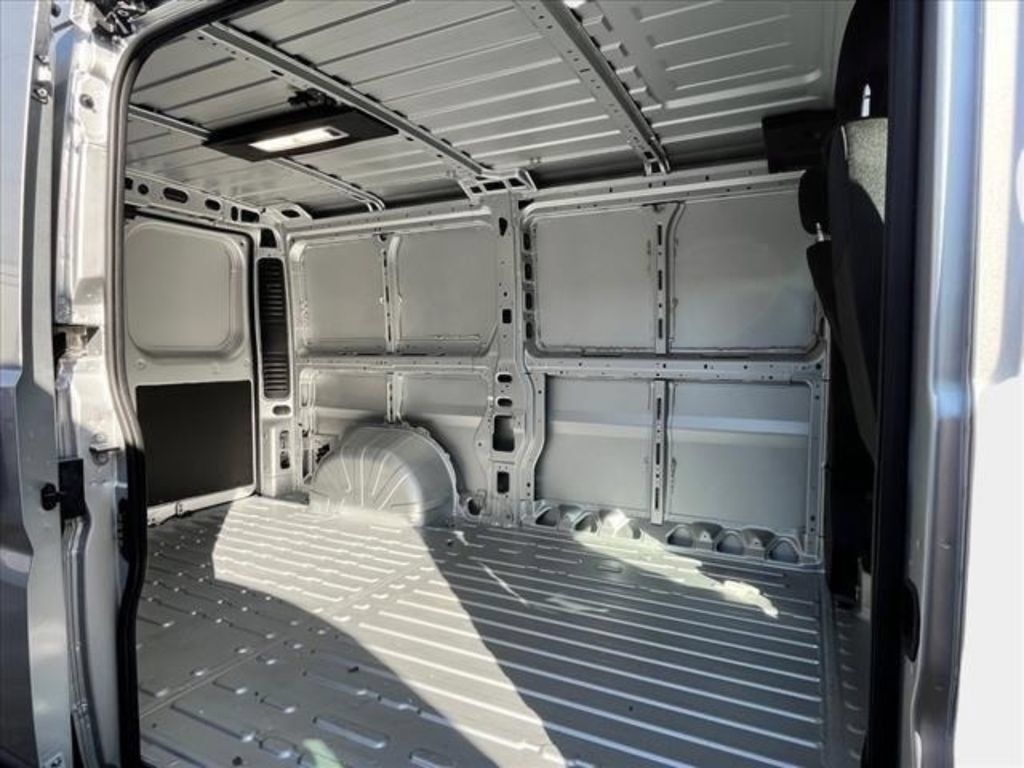 New 2025 RAM ProMaster 2500 w/ Quick Order Package 22G SLT FWD image 17