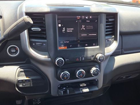Used 2024 RAM 2500 Big Horn AWD/4WD image 17