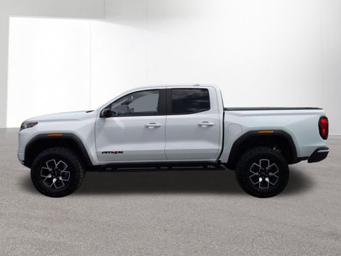 Used 2024 GMC Canyon AT4X AWD/4WD image 8