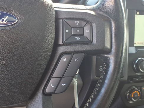 Used 2017 Ford F150 XLT w/ Equipment Group 302A Luxury AWD/4WD image 19