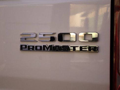 Used 2023 RAM ProMaster 2500 image 17
