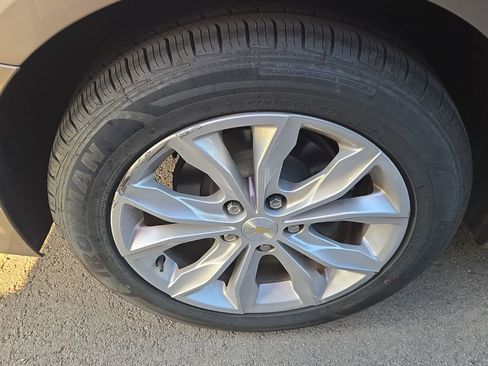 Used 2023 Chevrolet Malibu LT FWD image 5