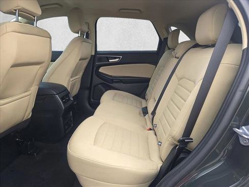Used 2022 Ford Edge SEL w/ Convenience Package image 15