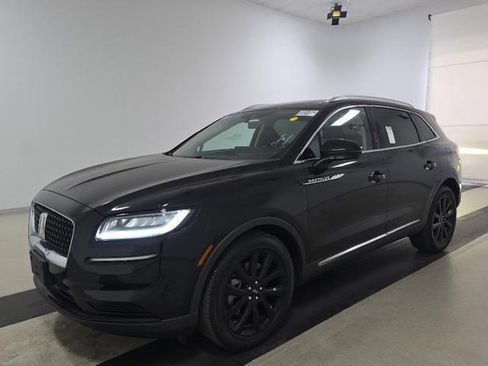 Used 2023 Lincoln Nautilus Reserve w/ Monochromatic Package AWD/4WD image 5