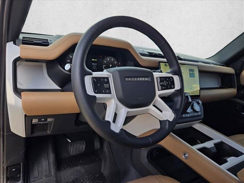 Certified 2026 Land Rover Defender 110 X-Dynamic SE AWD/4WD image 10