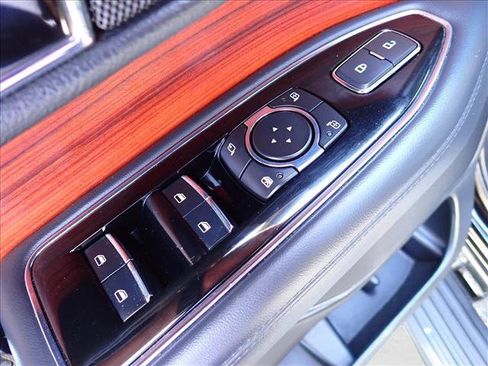 Used 2024 Lincoln Navigator Reserve AWD/4WD image 18