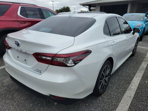 Used 2023 Toyota Camry XLE image 4