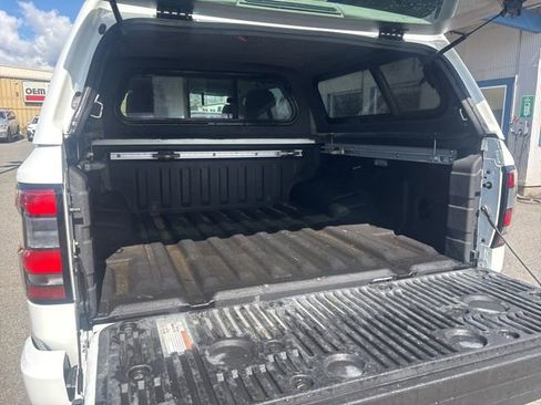 Used 2022 Nissan Frontier SV image 14