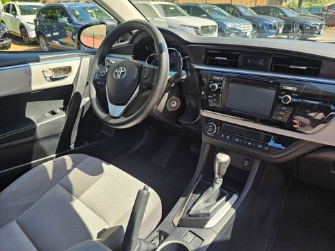 Used 2014 Toyota Corolla LE FWD image 12
