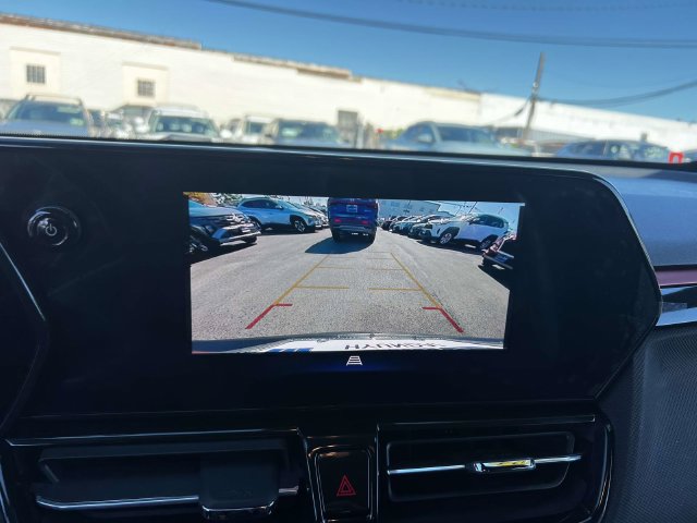 Used 2024 Chevrolet TrailBlazer RS FWD image 29