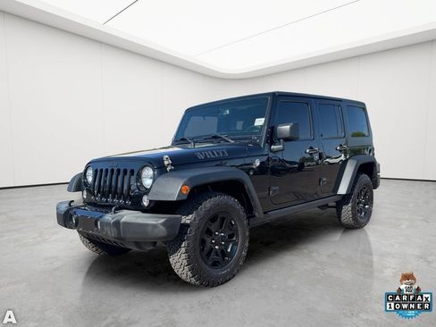Used 2017 Jeep Wrangler Unlimited Sport AWD/4WD image 2