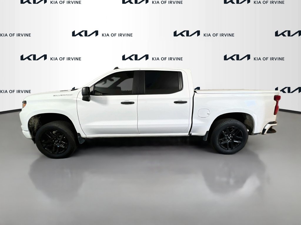 Used 2025 Chevrolet Silverado 1500 Custom RWD image 4