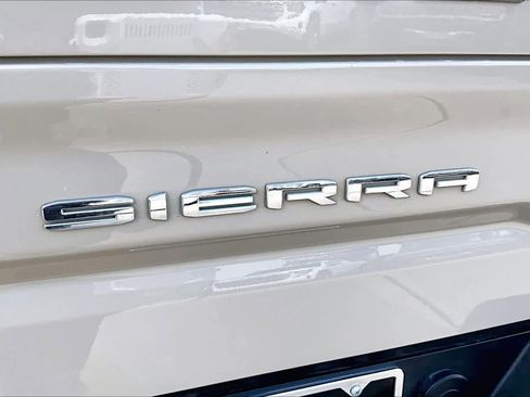 Used 2022 GMC Sierra 1500 AT4X AWD/4WD image 31
