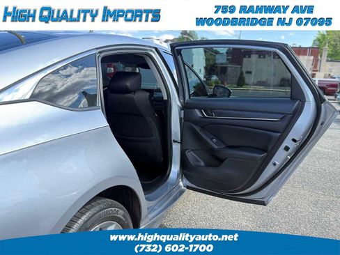 Used 2022 Honda Accord LX image 17