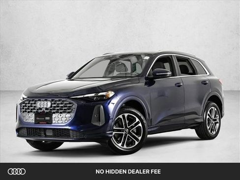 Certified 2025 Audi Q5 Premium w/ Convenience Package AWD/4WD image 1