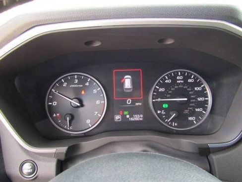 Used 2024 Subaru Ascent Limited w/ Technology Package AWD/4WD image 14