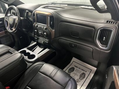 Used 2022 Chevrolet Silverado 2500 High Country w/ Z71 Off-Road Package