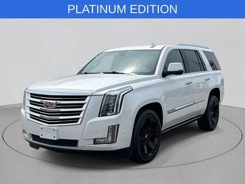 Used 2020 Cadillac Escalade Platinum AWD/4WD image 32