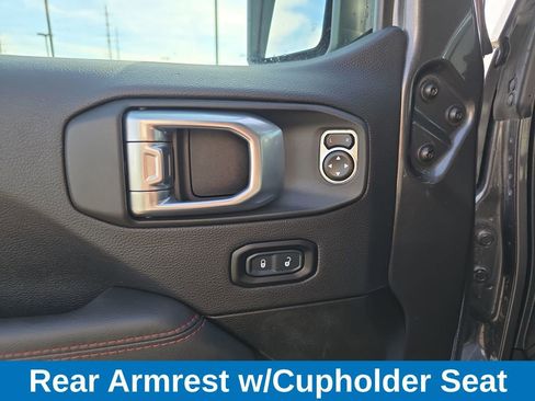 Used 2023 Jeep Gladiator Rubicon w/ Cold Weather Group image 21