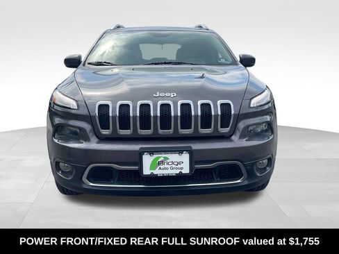 Used 2018 Jeep Cherokee Limited AWD/4WD image 2