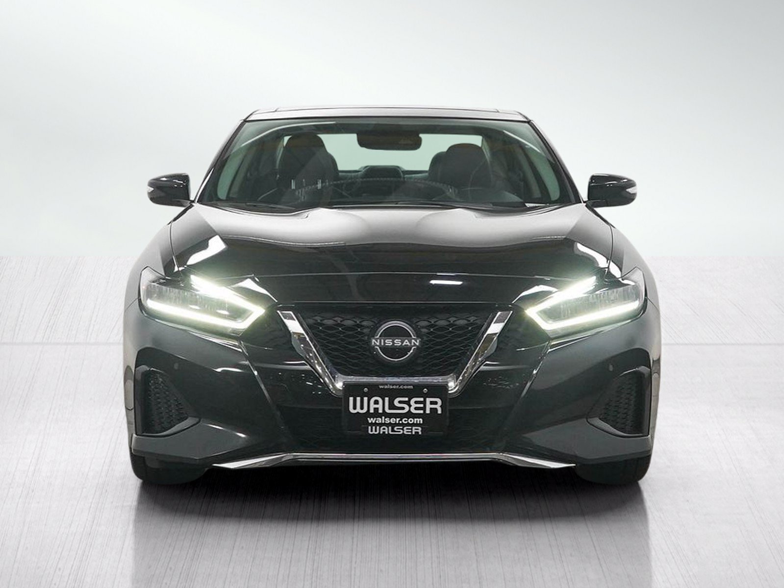 Used 2023 Nissan Maxima SL FWD image 8