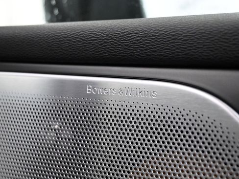 Used 2020 Volvo V60 T5 Cross Country image 26