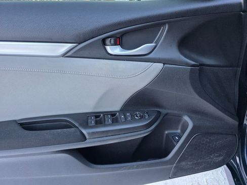 Used 2018 Honda Civic EX-T image 27