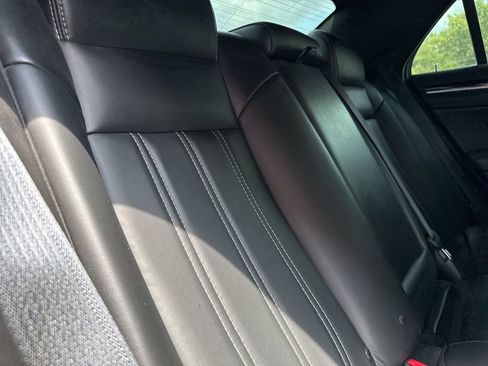 Used 2018 Chrysler 300 S w/ 300S Premium Group image 54