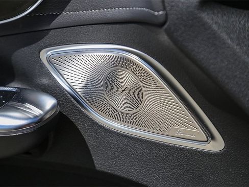 Used 2023 Mercedes-Benz EQE 500 4MATIC Sedan image 23